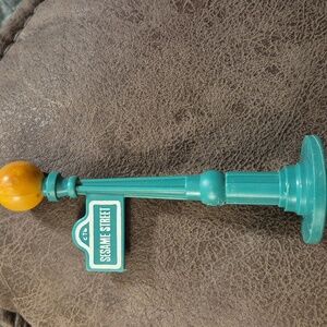1974 Fisher-Price Little People Sesame Street Lamp Post